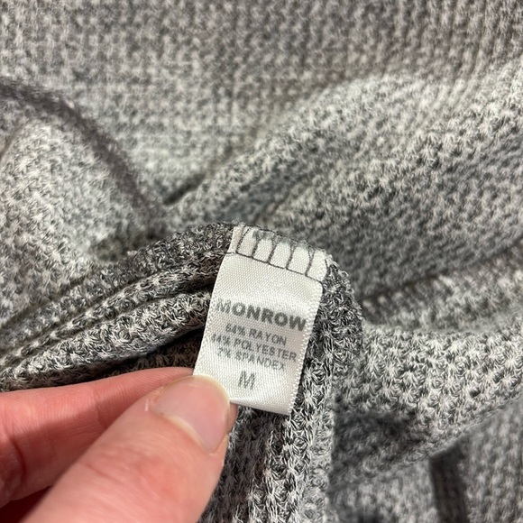 Monrow Gray Waffle Thermal Knit Hooded Cardigan - Picture 4 of 9